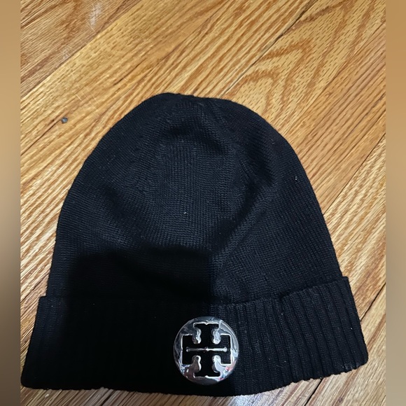 Tory Burch Women’s Beanie Like New - Picture 1 of 2